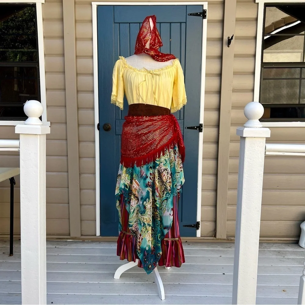 In Character Women's Fortune Teller Tarot Reader Halloween Costume 2XL
